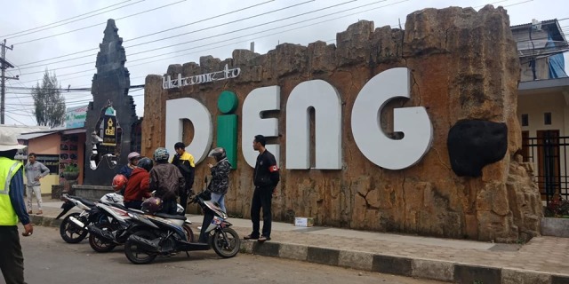 Dieng Destinasi One Team Family Berlebaran